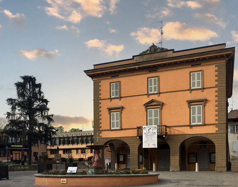 CAVRIAGO-Piazza-Zanti