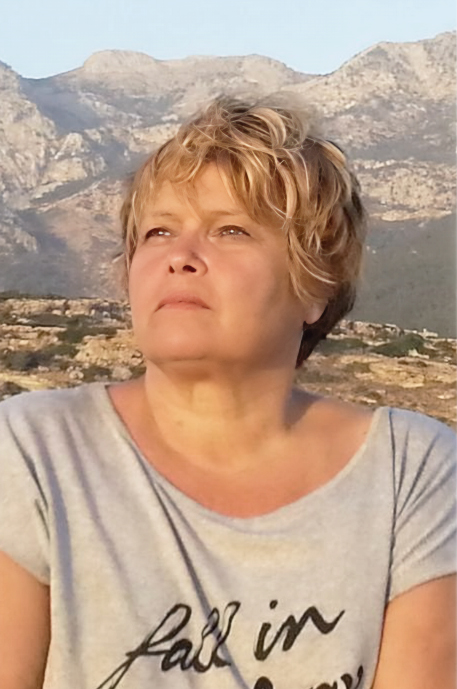 4c35f893-3996-43fb-982c-5027e10a4b71_Setti-Loretta-sk-1711-2023