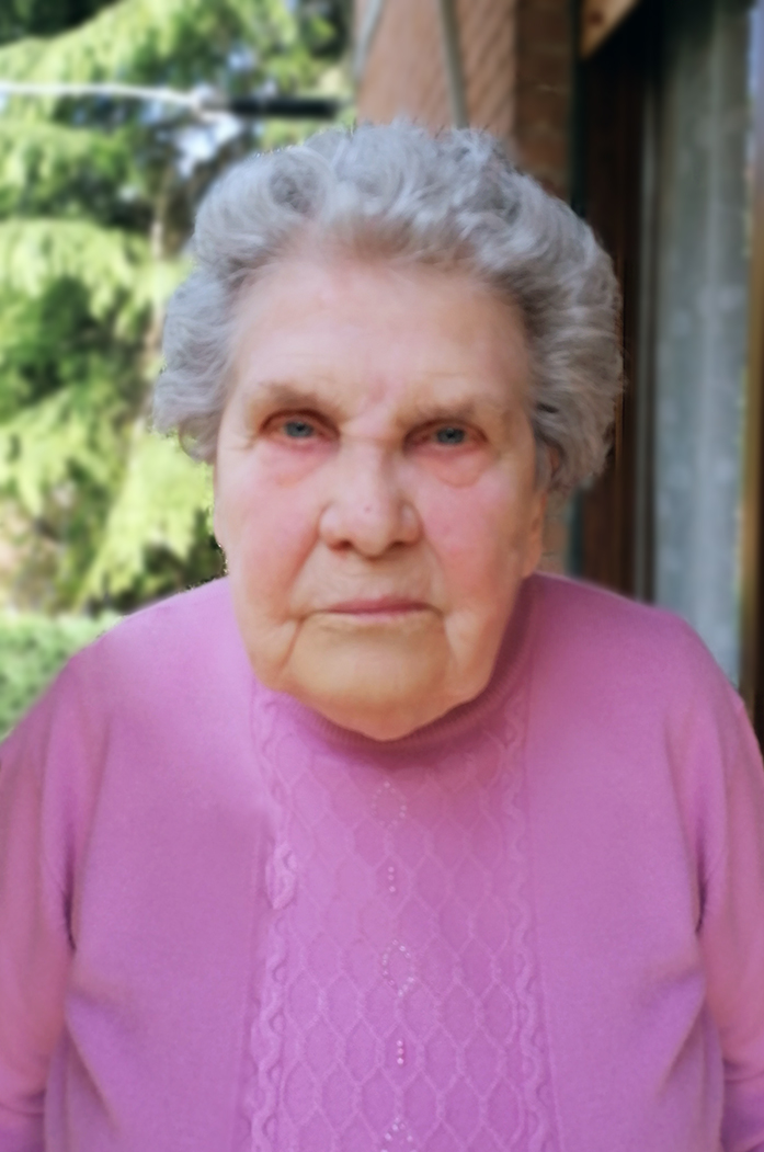 28b88574-27a4-4c7e-97c2-9161cd5f85f9_Veneziani-Carmen-sk-1928-23