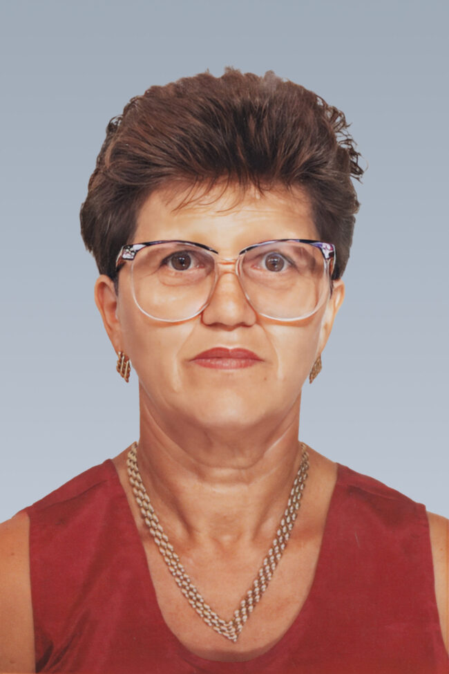 b7395588-40b4-40b0-9288-204dc675af41_Rinaldi-Irene-sk-348-2025389