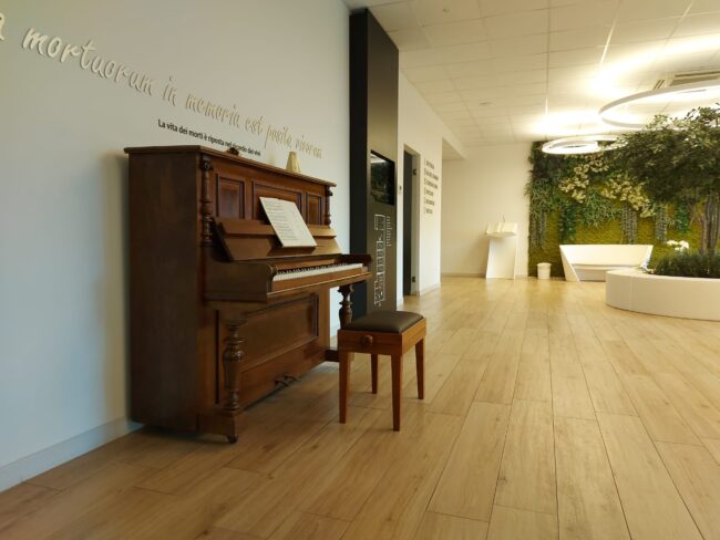 WhatsApp Image 2026-03-18 at 20.56.18 (5) pianoforte casa funeraria croce verde onoranze funebri reggio emilia
